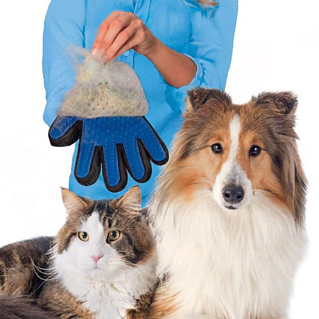 Массажная перчатка для домашних животных True Touch